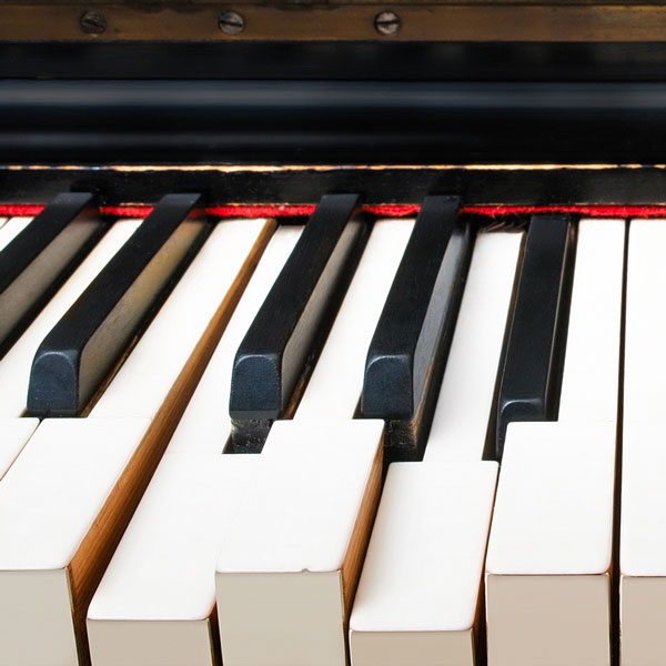 Piano Lessons in Hexton